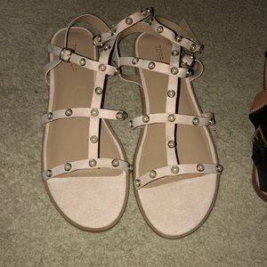 BWNT Topshop pearl sandals